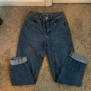 American Eagle Outfitters Women's Classic Blue Cropped Jeans